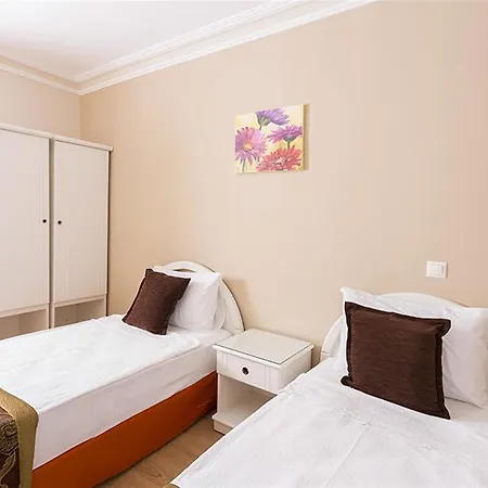 Otel Laguna 3*