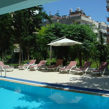 Otel Laguna