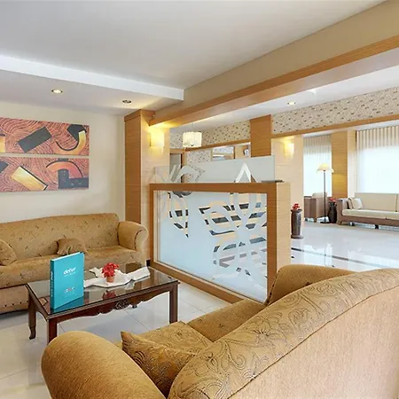 Laguna Otel 3*