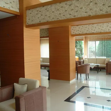 Otel Laguna 3*